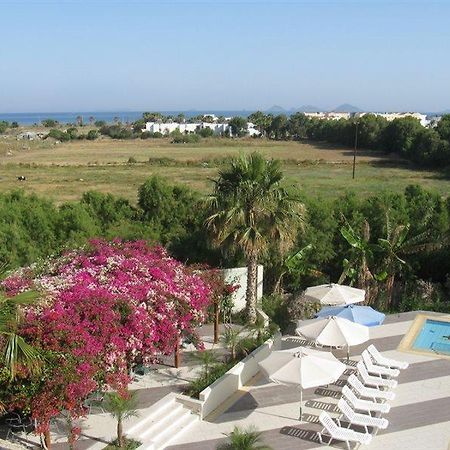Athina Hotel Lambi  Bagian luar foto